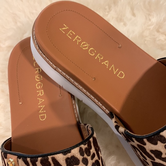 Cole Haan Zerogrand Calf Hair Leopard Slides NWOB - Picture 2 of 6